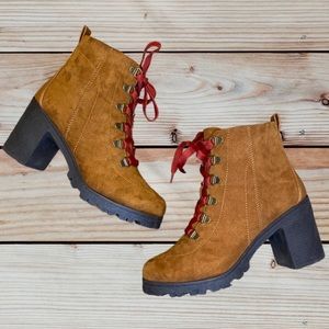 Women’s Heeled Combat Ankle Booties size 9